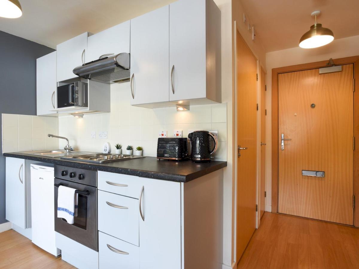 Pass The Keys Boutique Studio Apartment In Gunwharf Sleep 3 Portsmouth Exteriér fotografie